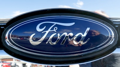 Ford 5c38bacee842f