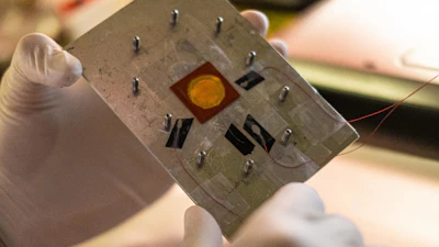 Rice University chemists have developed a technique to amplify the light from small concentrations of molecules on a surface by maximizing the spectral overlap between the emission and the plasmon resonance of adjacent nanoparticles. The glowing molecules can be clearly seen with the naked eye when excited.