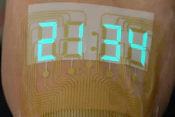 A stretchable light-emitting device becomes an epidermal stopwatch.