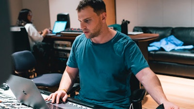Josh Simons, who developed the Vampr app for musicians.