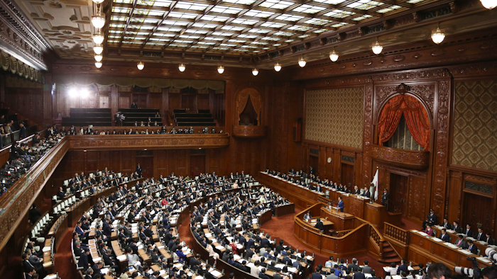 Japanese Prime Minister Shinzo Abe delivers a policy speech in Tokyo, Jan. 20, 2020.