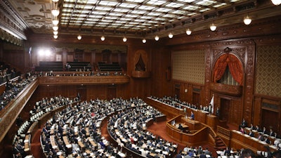 Japanese Prime Minister Shinzo Abe delivers a policy speech in Tokyo, Jan. 20, 2020.