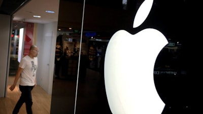 An Apple authorized reseller outlet in Singapore, Nov. 16, 2015.