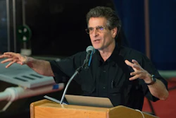 Dean Kamen speaks to students at the Massachusetts Institute of Technology, May 2017.