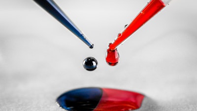 Donor polymer solution (blue) and acceptor polymer solution (red).