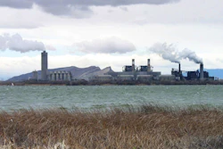 Four Corners Power Plant in Waterflow, N.M., April 2006.