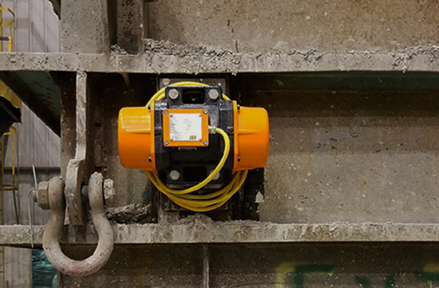 The MB36-3000 fits standard brackets and delivers a high force-to-weight ratio.
