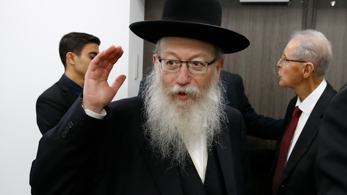 Israeli Health Minister Yaakov Litzman arrives for a meeting with Prime Minister Benjamin Netanyahu in Tel Aviv, Feb. 23, 2020.