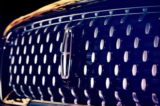 Lincoln Logo