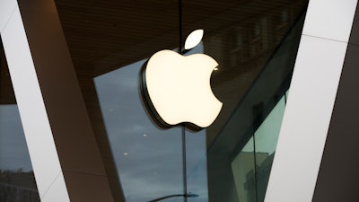 The downtown Brooklyn Apple store in New York, March 14, 2020.