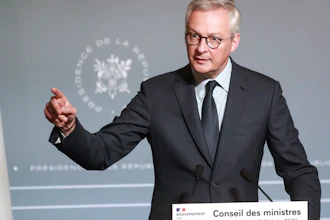 French Finance Minister Bruno Le Maire at a press conference after a weekly cabinet meeting, June 10, 2020.
