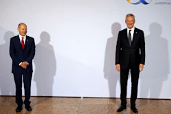 French Finance Minister Bruno Le Maire, right, and German Finance Minister Olaf Scholz in Berlin, Sept. 11, 2020.