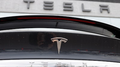 Tesla logo on a 2020 Model X.