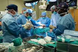 Cardiothoracic surgeons with UofL Health – Jewish Hospital and the University of Louisville performed the world’s first Aeson bioprosthetic total artificial heart implantation in a female patient on Sept. 14, 2021.