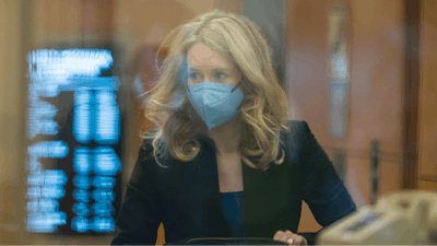 Elizabeth Holmes walks into federal court in San Jose, Calif., Nov. 22, 2021.