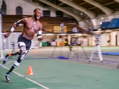 Blake Leeper tests with Alena Grabowski on the CU Boulder campus in August 2018.