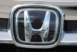 U.S. auto safety regulators are investigating complaints that the automatic emergency braking systems on more than 1.7 million newer Hondas can stop the vehicles for no reason.