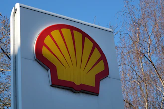 Shell station in London, Jan. 20, 2016.