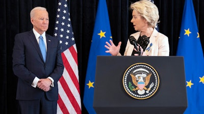 President Joe Biden and European Commission President Ursula von der Leyen, Brussels, March 25, 2022.