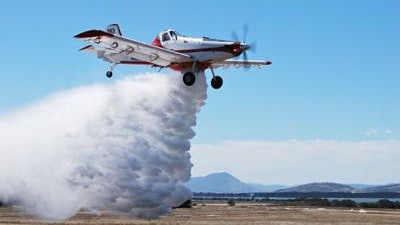 The largest model of Air Tractor is the AT-802, of which there are approximately 100 in Australia.