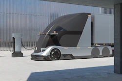 Solo AVT’s SD1 battery-electric, long-haul trucks are fast charger compatible while also being able to utilize existing charging networks.