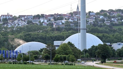 File photo shows the Neckarwestheim nuclear power plant on June 27, 2022. In view of the war in Ukraine and impending gas shortages, a departure from the German nuclear phase-out is being discussed.