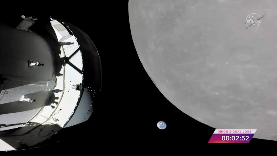 NASA Capsule Buzzes Moon, Last Big Step Before Lunar Orbit | Design and ...