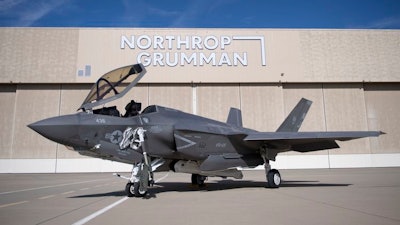 F35