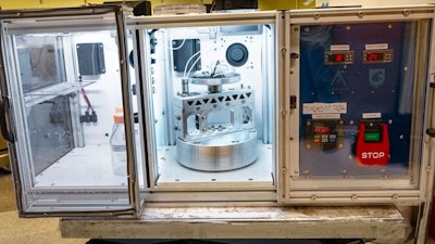A minifridge-sized bioreactor developed by Washington State University researchers is able to manufacture cancer-killing white blood cells at 95% of the maximum growth rate – about 30% faster than current technologies.