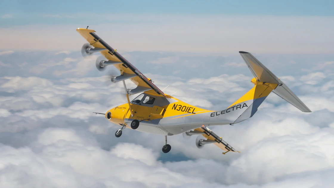 Machine Eleplane Electric Plane Takes Off and Lands in Space Smaller than a 747 Wingspan ...