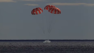 The Orion capsule from NASA’s Artemis I mission splashes down.