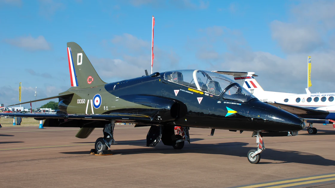 RAF Hawk Jets to Trial Red 6 Augmented Reality | Design and Development ...