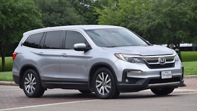 A 2023 Honda Pilot, as featured in the recall.