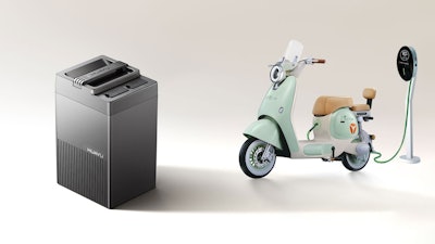 Yadea's new sodium battery and two-wheeler.