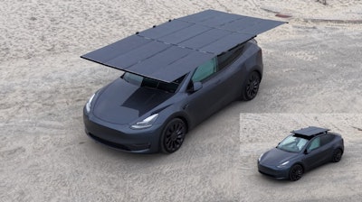 DartSolar's 2,000-watt expanding solar roof rack.