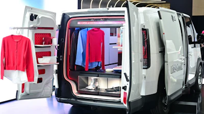 Spielraum concept car demonstrates how users can customize vehicle space with LG's solutions to suit various lifestyles.
