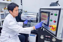 Dr. Insung Hwang from KERI is manufacturing dry electrodes for secondary batteries using a process called 'calendering,' which involves turning composite powders into film form.
