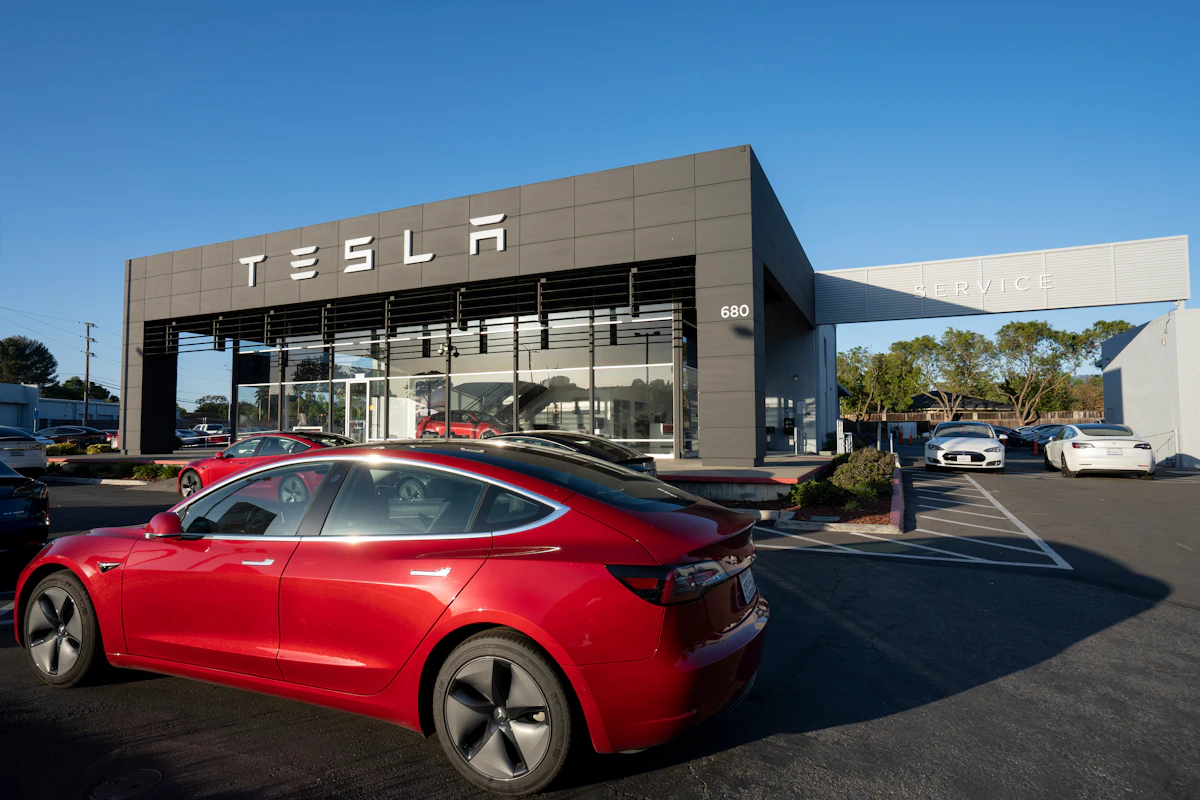 Deadly Crash Puts Tesla’s Autopilot Technology on Trial Deadly Crash Puts Tesla’s Autopilot Technology on Trial