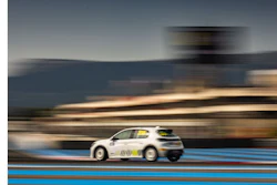 The Peugeot 208 Racing TC6.