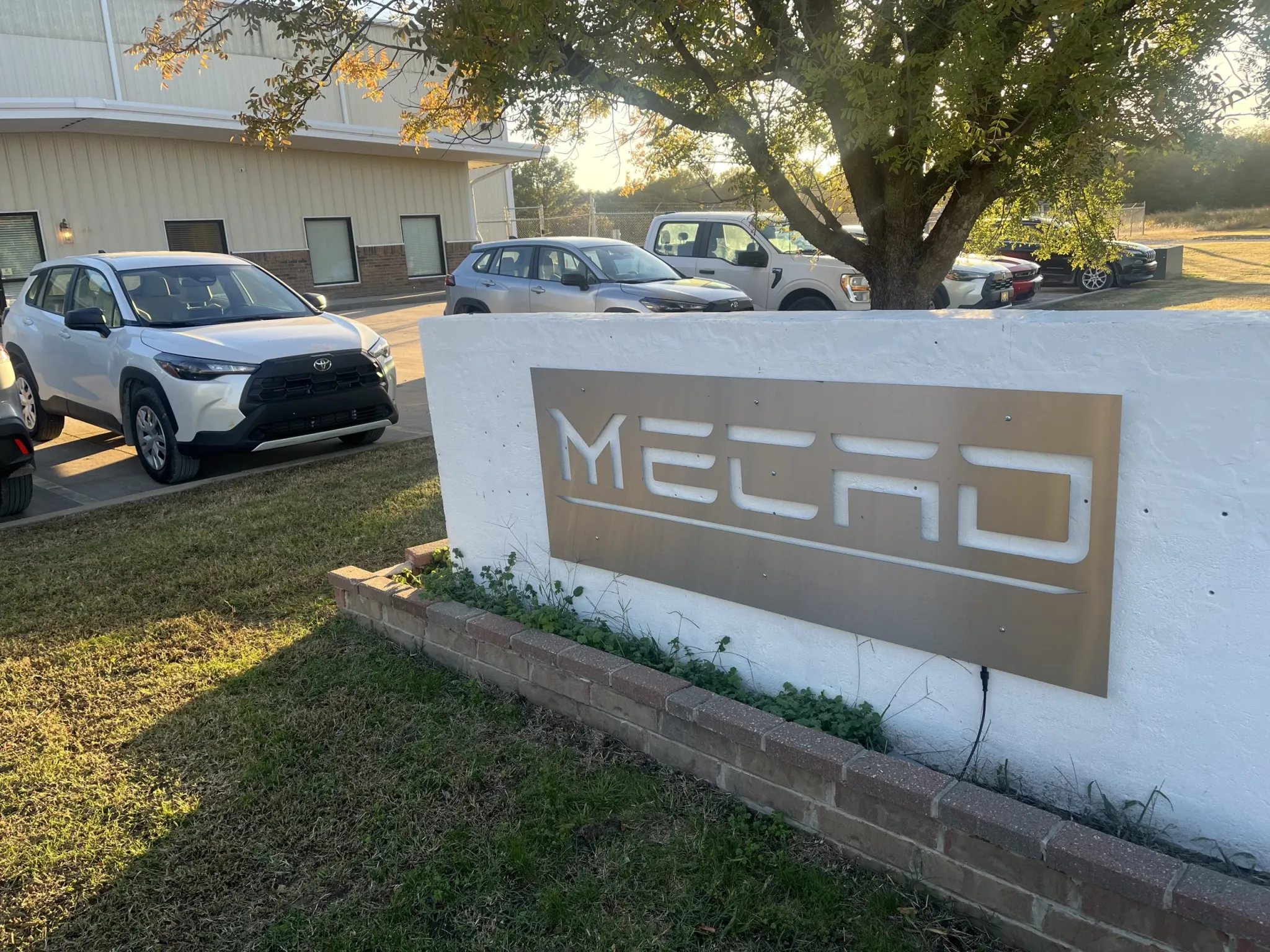 Mecad Picture Scaled