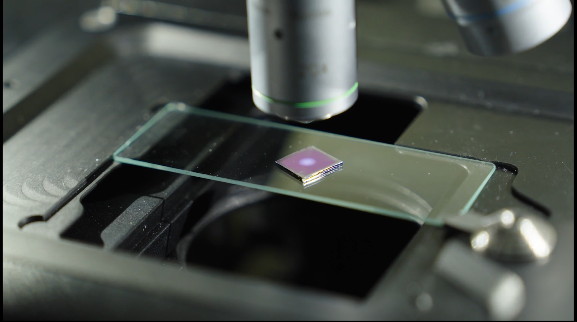 Nanoparticles on a glass slide amplify the sensitivity of a microscope to detect trace amounts of hazardous pollutants.