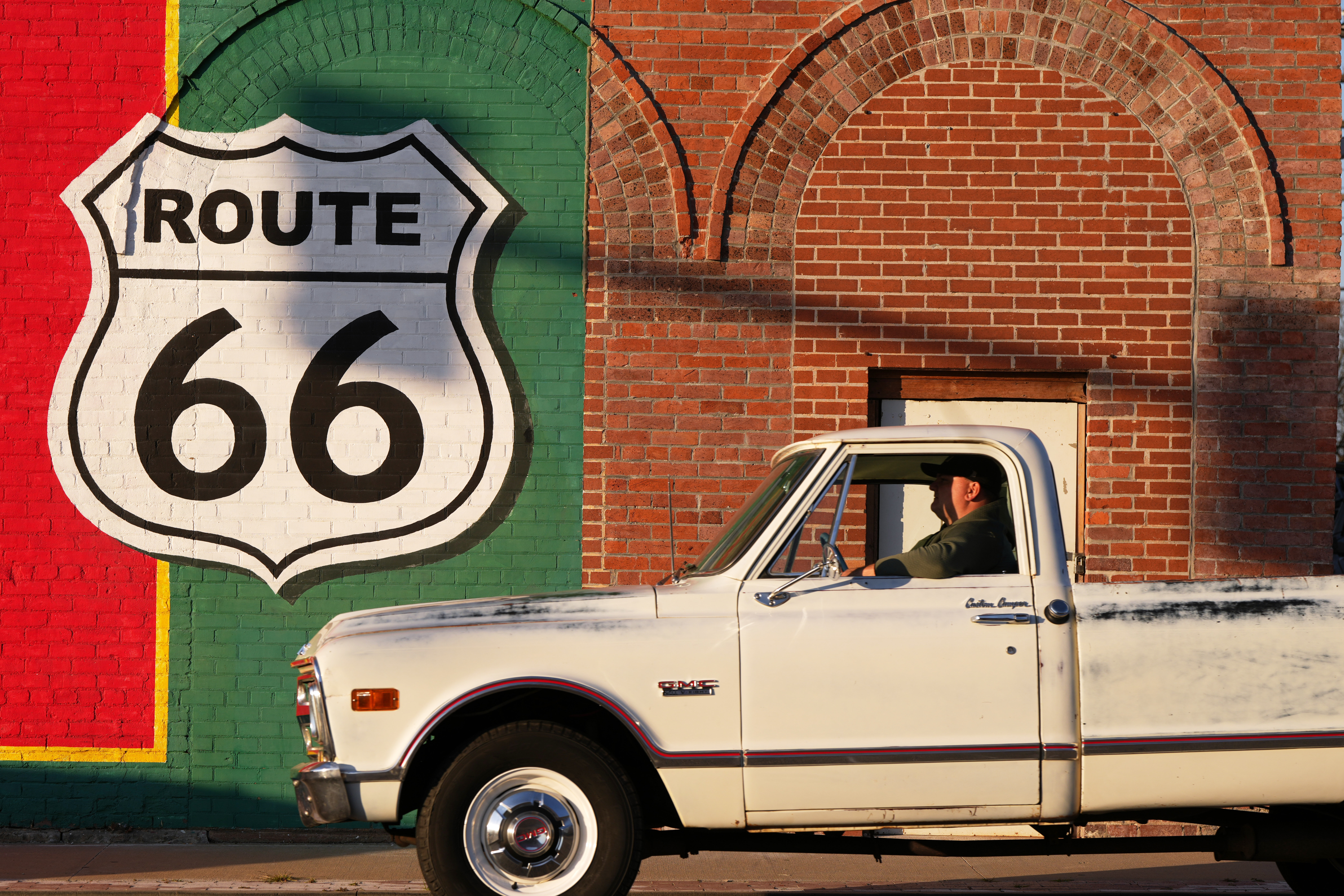 A person pulls up to a stoplight in Galena, Kan., Monday, Nov. 17, 2025.