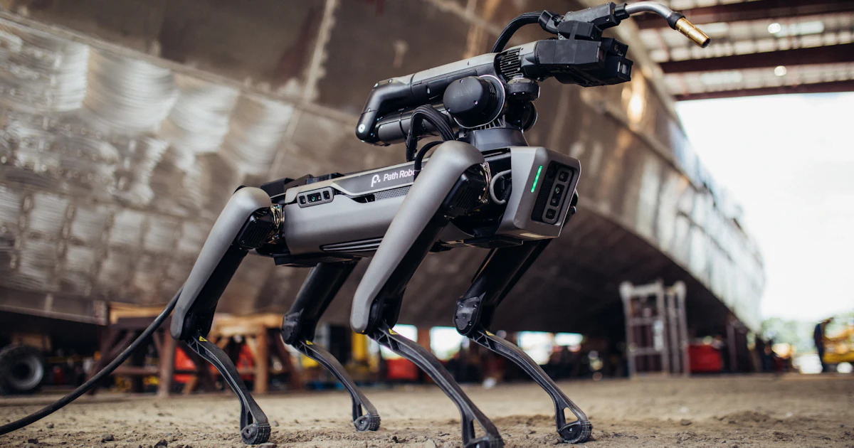 Ship Rower AI-Powered Welding Robot Designed for Shipbuilding, Heavy Construction ...
