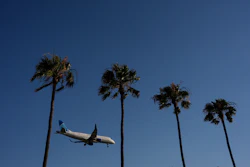 A United Airlines passenger jet approaches Los Angeles International Airport in Los Angeles, Wednesday, May 20, 2026.