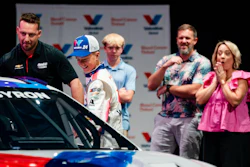 Gbl 2757 En 2026 Valvoline Blood Cancer United Hms Car Reveal 3050